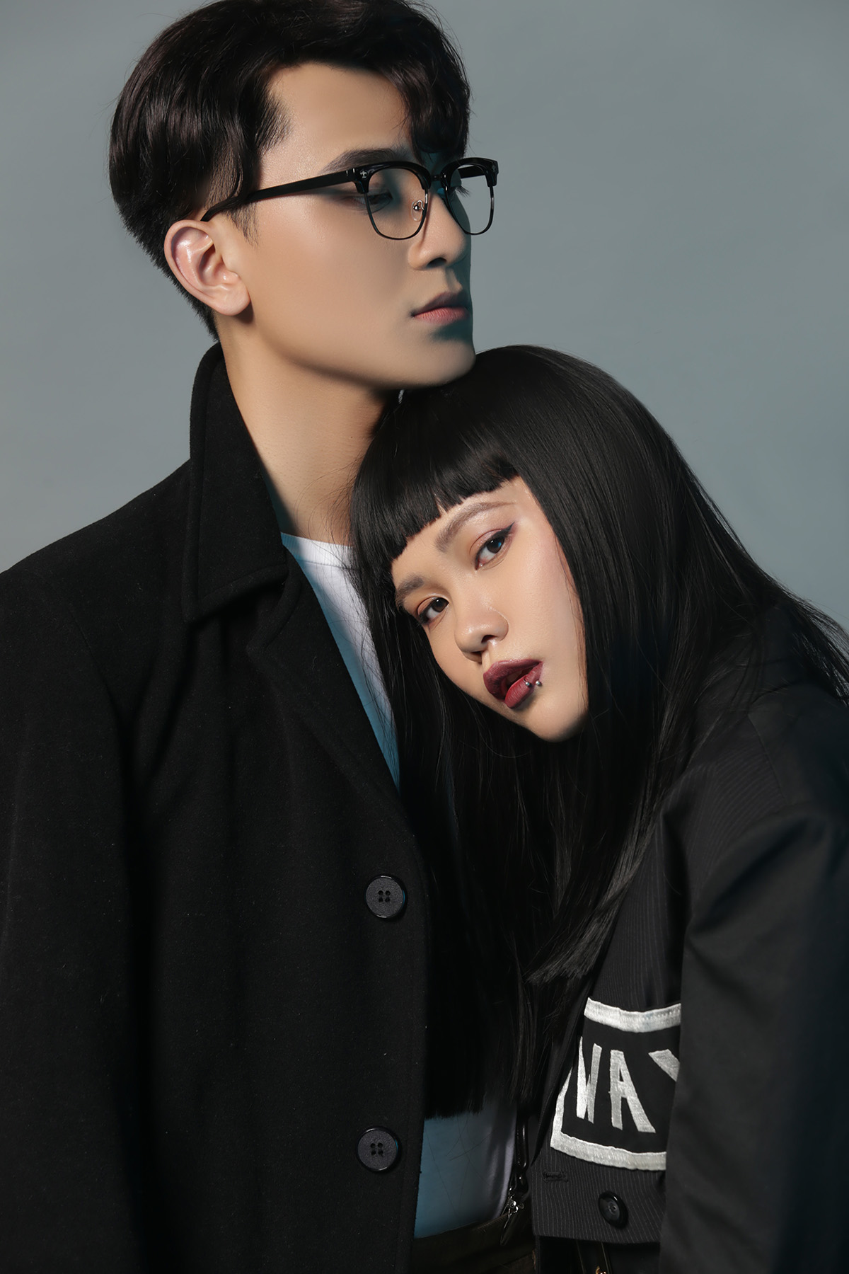 Neon - chàng ca sĩ mới điển trai, chào sân với MV chất lừ 'Tựa làn khói'