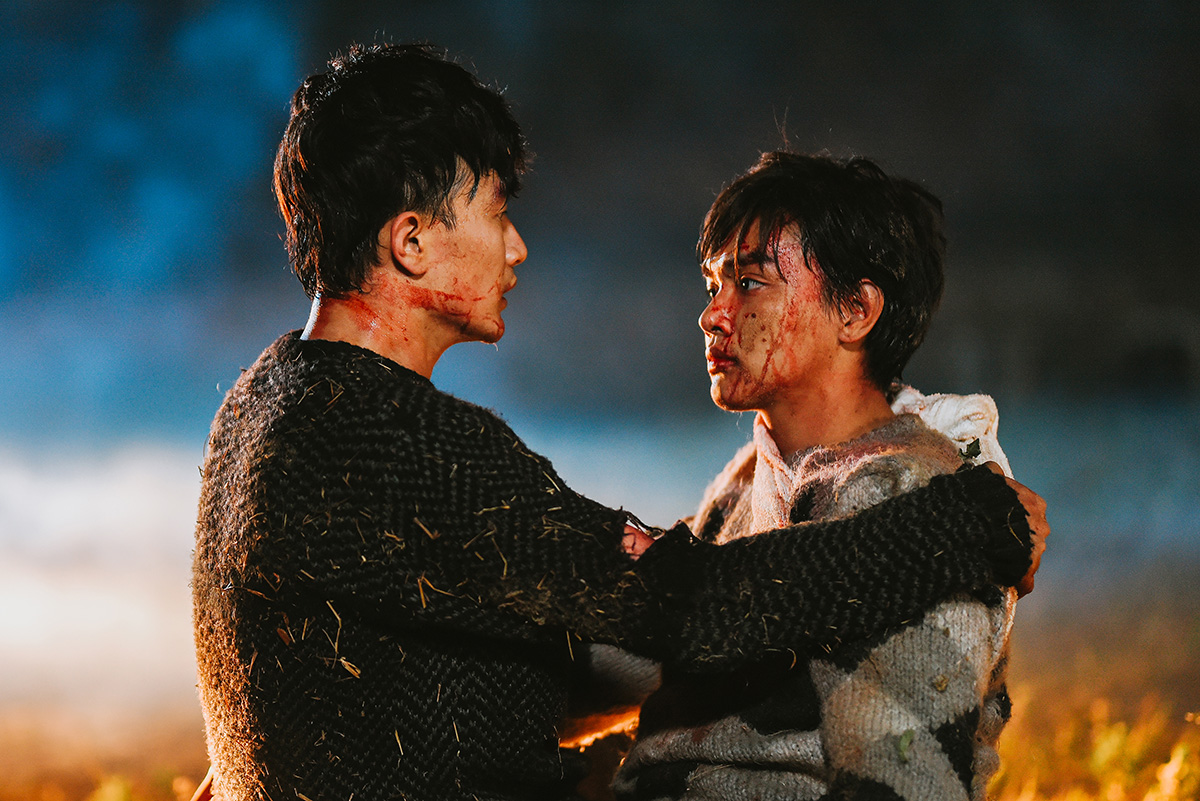 Dược sĩ Tiến khiến khán giả nghẹt thở với trailer 'Cuộc tẩu thoát sinh tử'