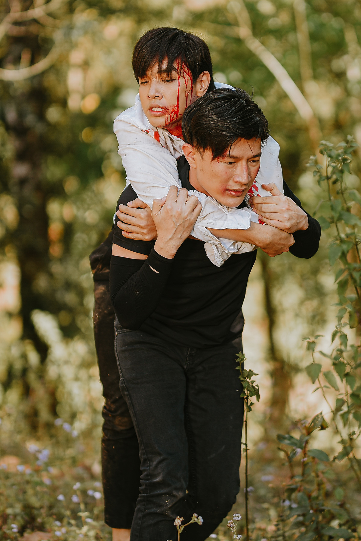 Dược sĩ Tiến khiến khán giả nghẹt thở với trailer 'Cuộc tẩu thoát sinh tử'