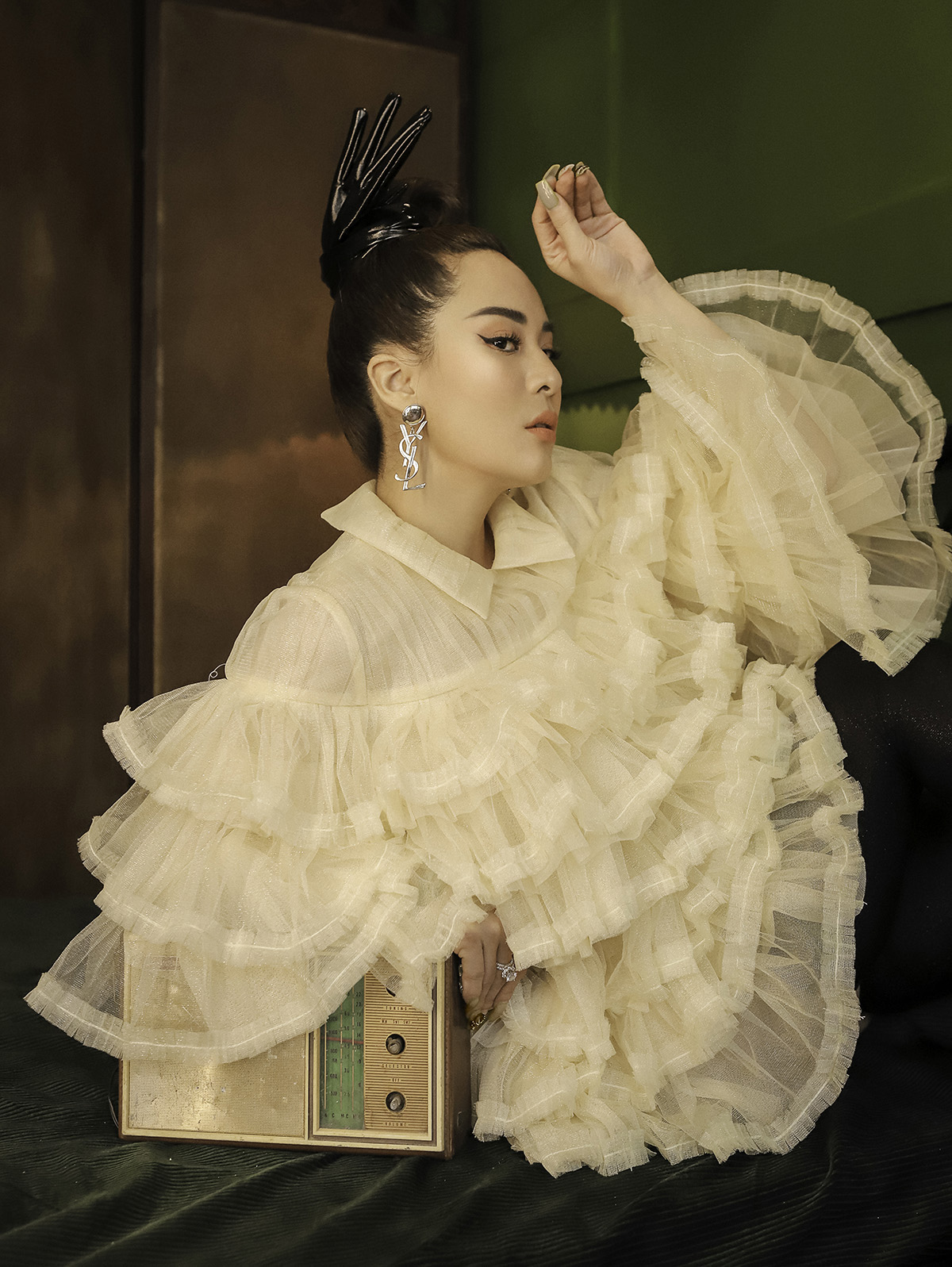Quyến rũ đến từng khoảnh khắc, Sơn nữ Bolero Ánh Linh cuốn hút khán giả trong bộ ảnh mới