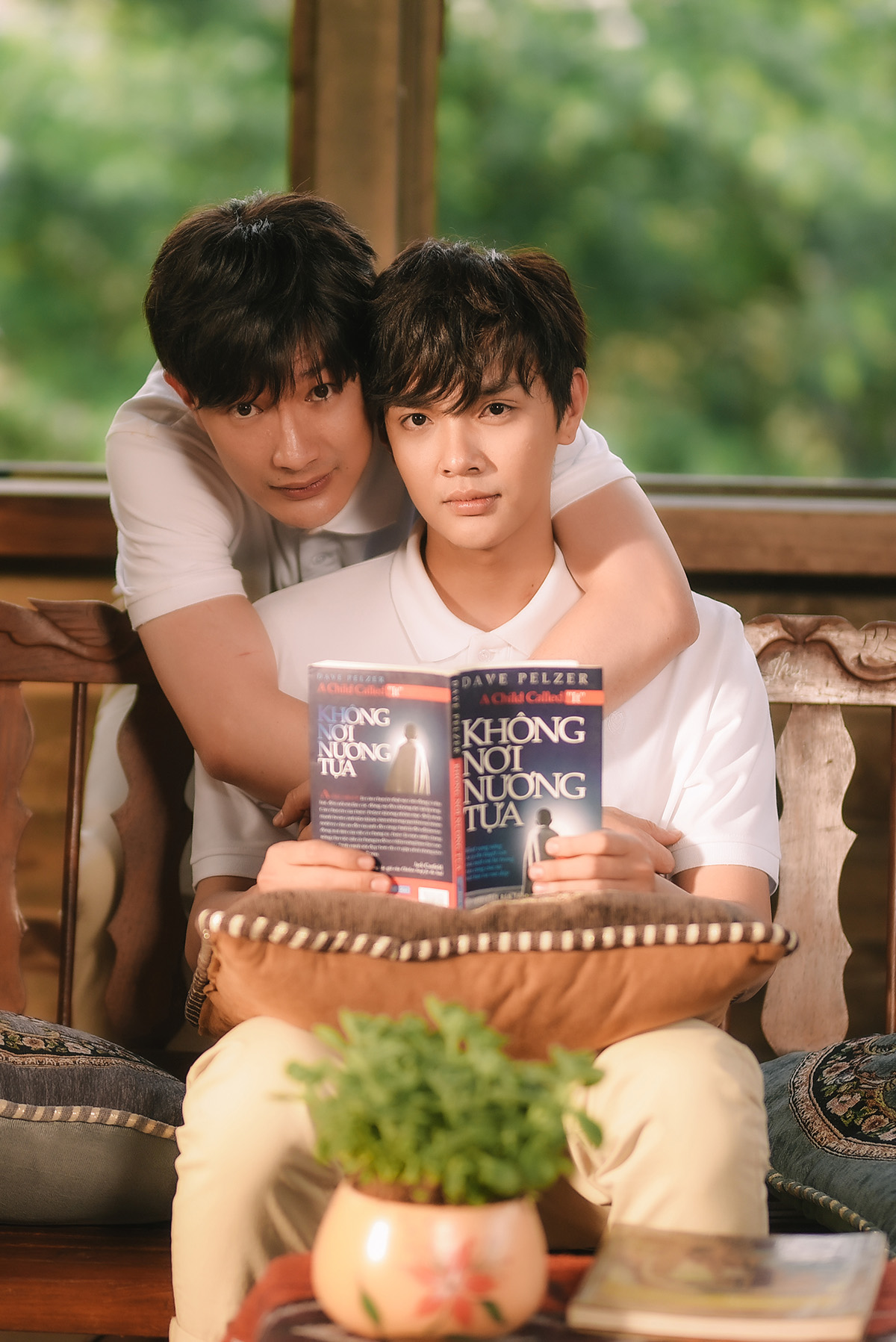 Tung MV OST “Chưa một lần trọn vẹn”, Dược sĩ Tiến khiến khán giả rung rưng với mối tình ngang trái