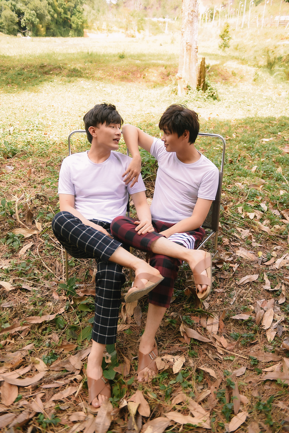 Tung MV OST “Chưa một lần trọn vẹn”, Dược sĩ Tiến khiến khán giả rung rưng với mối tình ngang trái