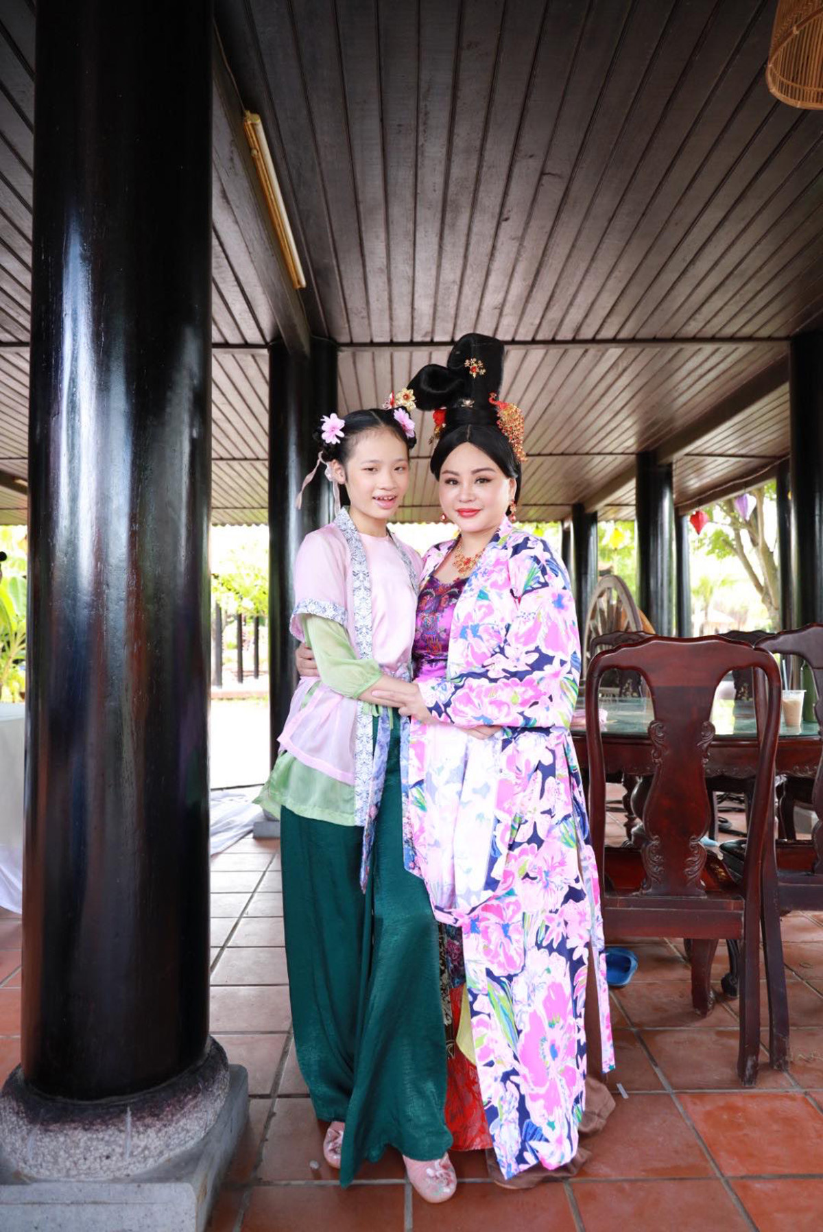 Mẫu nhí Bảo Hà 'lấn sân' phim ảnh, làm con gái của Lê Giang trong phim của Lê Dương Bảo Lâm