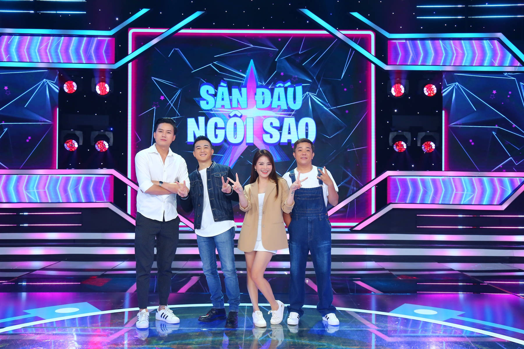 Hoàng Mèo “số nhọ”, “anh vi cá” Quách Ngọc Tuyên trở thành “chú sói vô dụng” của Sàn Đấu Ngôi Sao