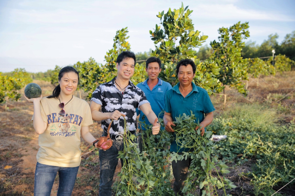 Ngọc Sơn về “Đà Lạt thu nhỏ” trồng rau nuôi cá