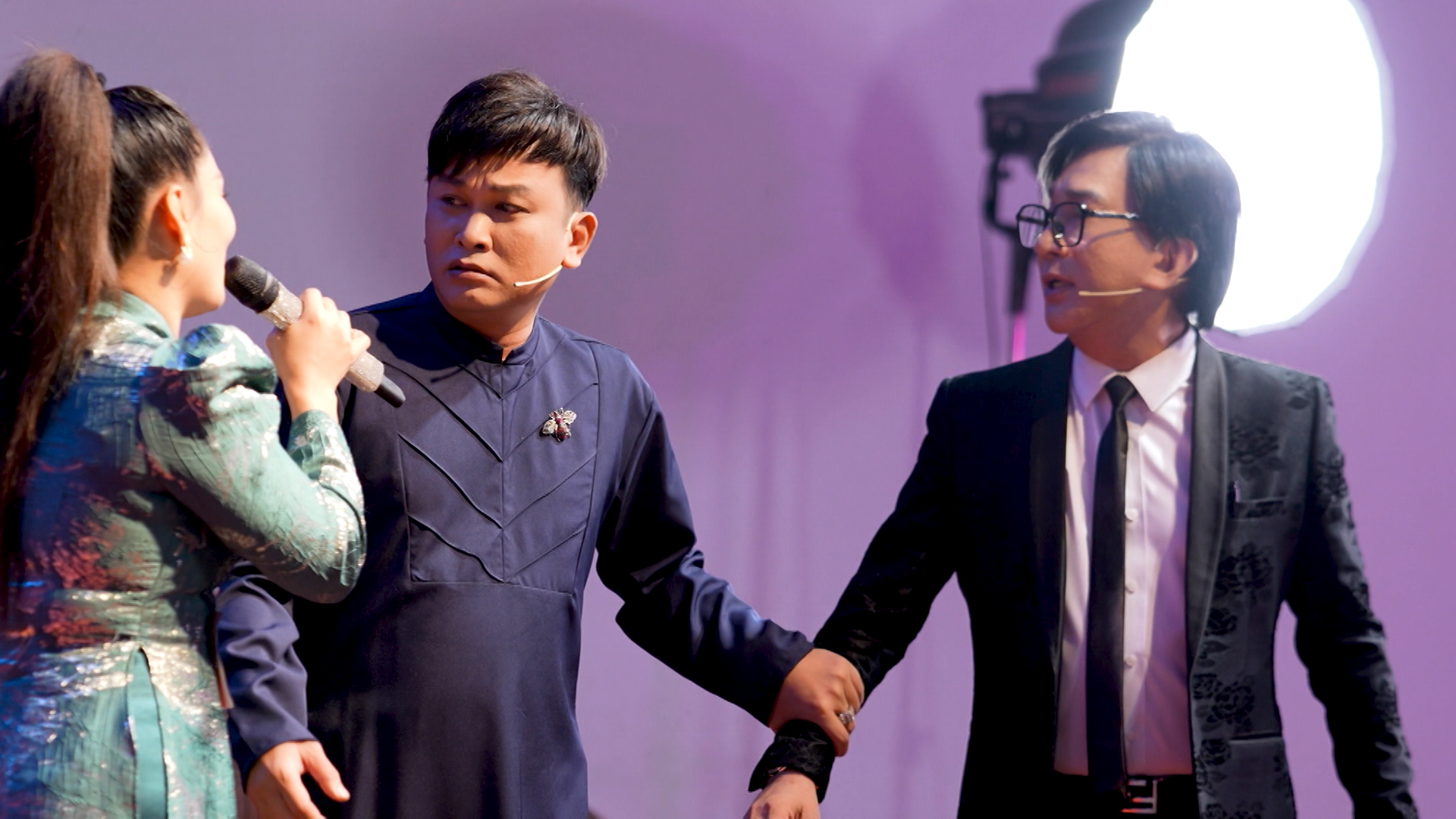 Hữu Quốc và Kim Tử Long