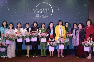 Năm 2022 đánh dấu 24 năm L’Oreal và UNESCO hợp tác để tạo ra giải thưởng duy nhất dành cho các nhà nghiên cứu khoa học nữ, những người đã vượt qua mọi rào cản để thực hiện đam mê nghiên cứu khoa học, để đóng góp vào sự phát triển của văn minh nhân loại, sự bền vững của hành tinh và sức khoẻ con người.